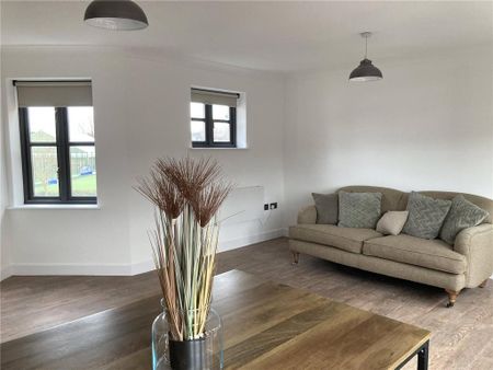 2 bedroom apartment to rent - Photo 3