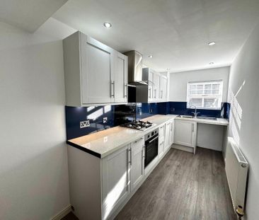 2 bedroom apartment to rent - Photo 6