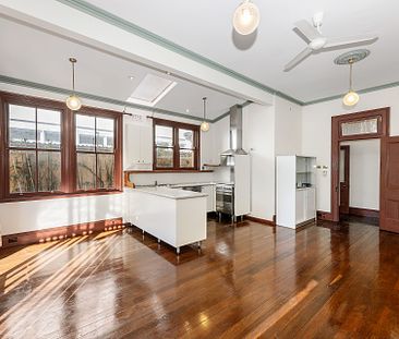 10 Adolphus Street , Balmain. - Photo 1