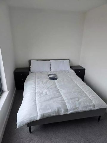 2 bedroom flat to rent - Photo 4