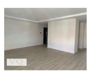 2 room luxury Flat for rent in Cascais e Estoril, Cascais, Lisbon - Photo 2