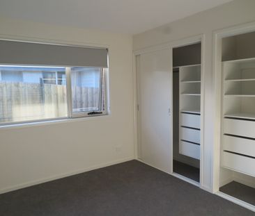 1/33 Jardinelle Road Rokeby TAS 7019 Australia - Photo 1