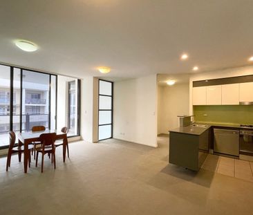 Stylish One-Bedroom Apartment with Study, Parking & Storage in Bull... - Photo 2