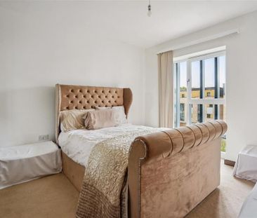 4 bedroom townhouse to rent - Photo 3