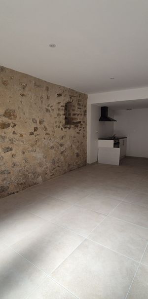 Location Appartement 1 pièce 34m² SABLE SUR SARTHE 72300 - Photo 1