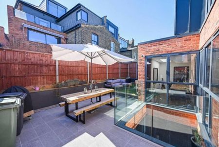 4 bedroom house to rent - Photo 3