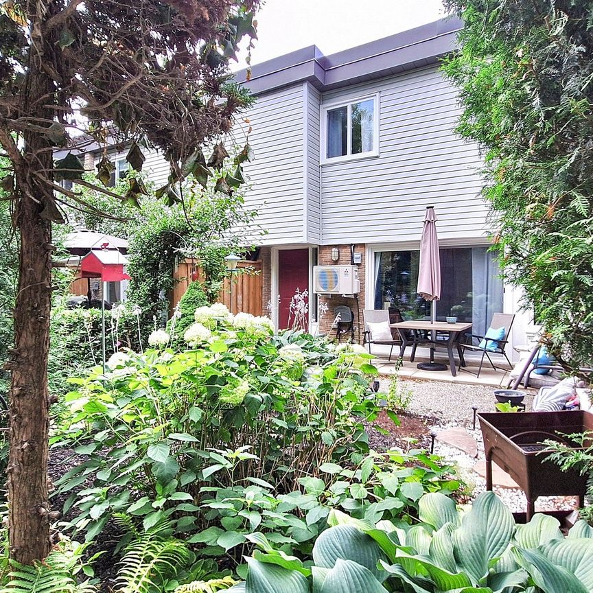 For Lease - 237 Milestone Crescent Unit# 85, Aurora, Ontario - Photo 1