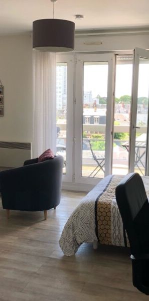 Location Appartement 1 pièce 30m² ORLEANS 45000 - Photo 1