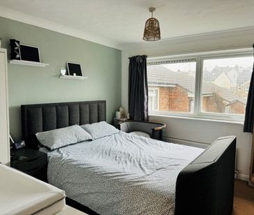 Merrion Close, Tunbridge Wells - Photo 2