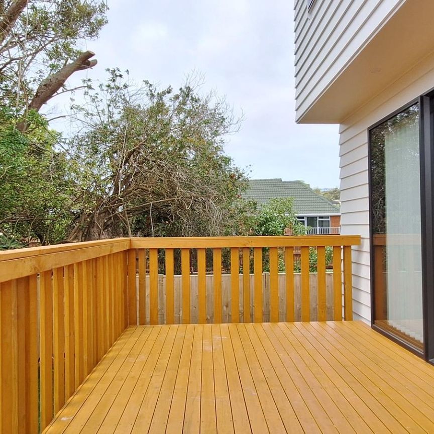 Brand new over the Shore. - Photo 1