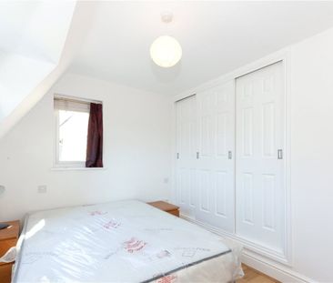 A two bedroom furnished apartment conveniently located on Sunderlan... - Photo 3