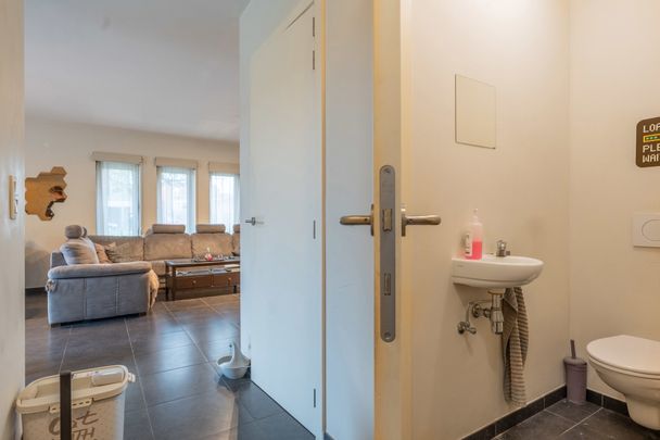 Gelijkvloers app met 2 slpk en autostaanplaats te Turnhout. - Photo 1