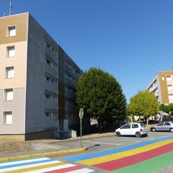 Appartement, 4 pièces – CREST - Photo 2