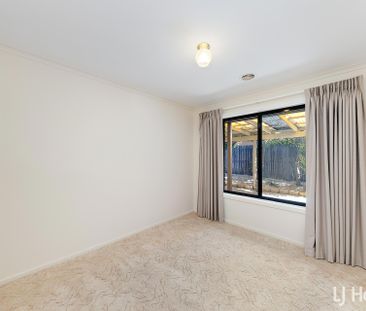 15 Saltbush Street, Harrison ACT 2914 - House For Rent | Domain - Photo 2