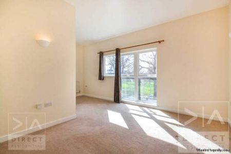 2 bedroom property to rent in Leatherhead - Photo 5