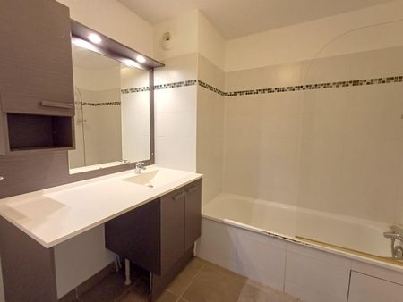 location Appartement T3 DE 62.61m² À LAUNAGUET - Photo 2