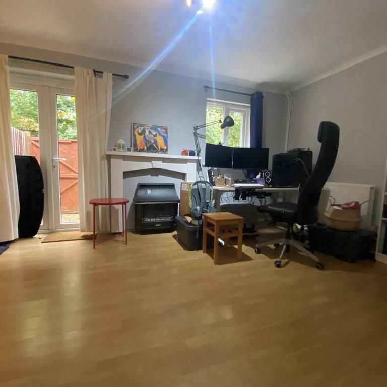 2 bedroom terraced house to rent - Photo 1