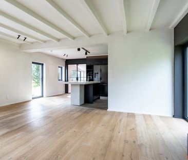 Charmante, vrijstaande woning in alle rust met tuin in het Zoute - Photo 2