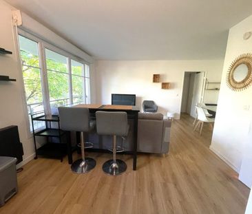 A LOUER - T2 MEUBLÉ - CHAMBRE + PARKING - Photo 2