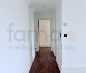 3 room luxury Apartment for rent in Lisbon - Photo 5