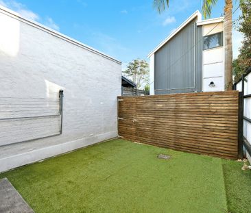 2 Storey Architecturally Designed Residence - Photo 4