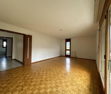 Joli appartement de 4 1/2 pièces dans un quartier verdoyant - Foto 2