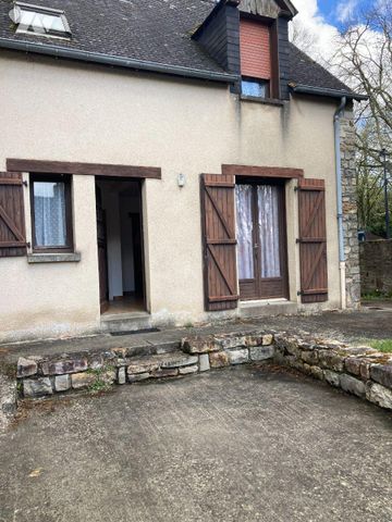 Maison de bourg, mitoyenne d'un côté, a proximité de tous commerces, comprenant : Au rez-de-ch... - Photo 4