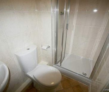 3 bedroom property to rent in Bolton - Photo 6