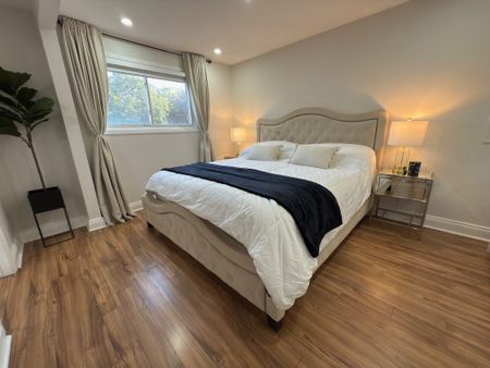 For Lease - 494 Dean Avenue, Oshawa, Ontario - Photo 5