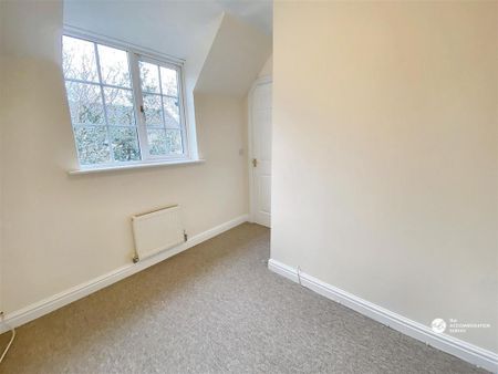 2 bedroom coach house to rent - Photo 5