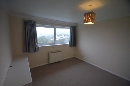 3 bedroom apartment to rent - Photo 5