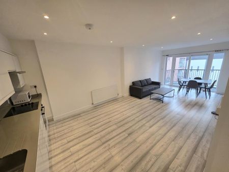2 bedroom flat to rent - Photo 3