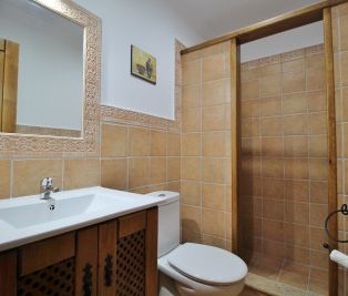 Detached Villa For Long Term Rental in Nerja - Photo 4