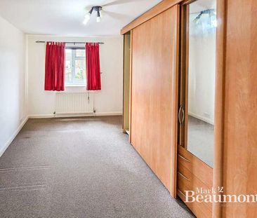 Knowles Hill Crescent, SE13 - Photo 1