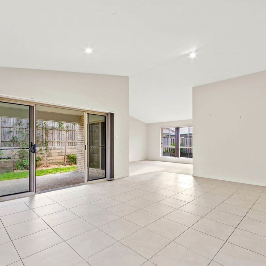 4 Bedroom Spacious Family Home - Photo 1