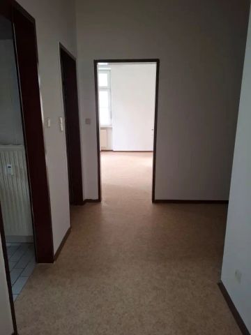 NEU - Teilrenovierte 3-Zimmer-Wohnung im 1. Obergeschoß in Thörl nahe Kapfenberg ! - Photo 3