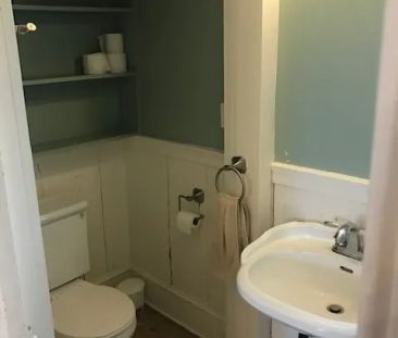 253 Prospect Street #Upper Level - Photo 6