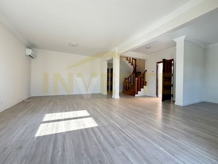 Moradia T4 em Lisboa - Photo 3