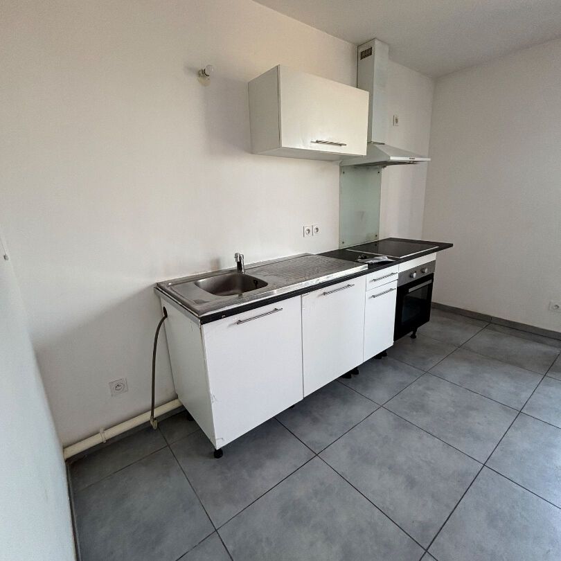 Location appartement 1 pièce, 36.38m², Combs-la-Ville - Photo 1
