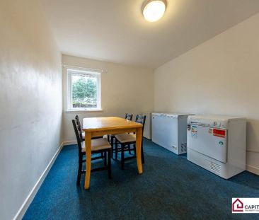 5 bedroom detached house to rent - Photo 3