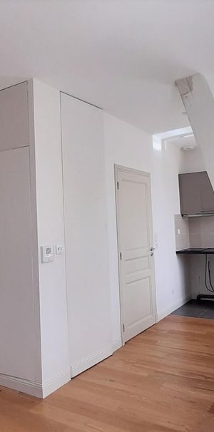 location Appartement F1 DE 23.39m² À POITIERS - Photo 1