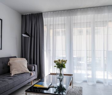 Grosszügiges, möbliertes Studio mit zwei Balkonen in Zürich Wiedikon - Photo 4