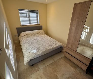 1 bedroom ground floor maisonette to rent - Photo 4