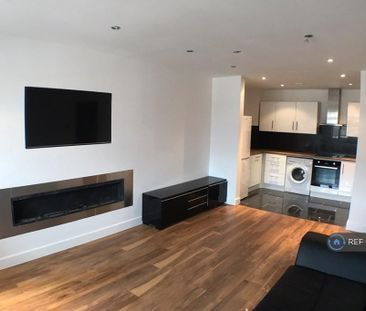 1 bedroom flat to rent - Photo 2