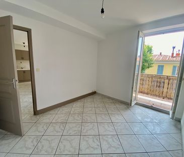 À louer – T2 lumineux avec grand balcon exposé sud – Hyères centre ... - Photo 3