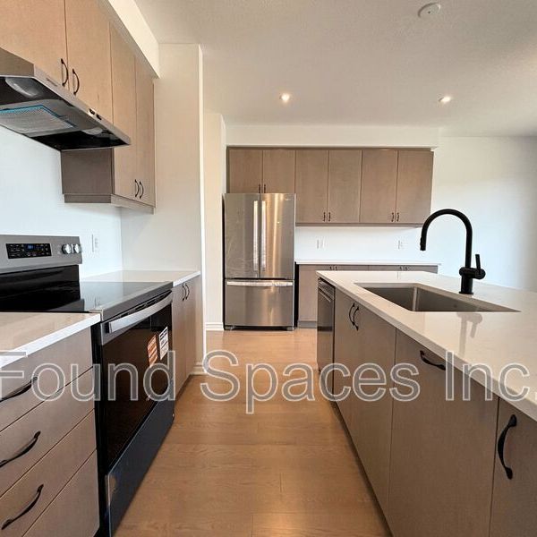 $3,299 / 4 br / 2.5 ba / 326 Millstone st - Photo 1