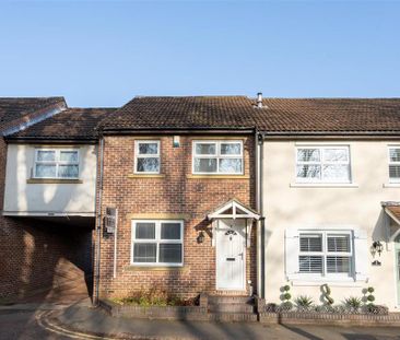 4 bedroom terraced house to rent - Photo 3