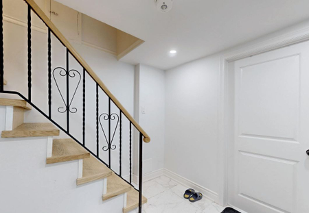 For Lease - 45 Blaisdale Road Unit# Bsmt, Toronto, Ontario - Photo 2