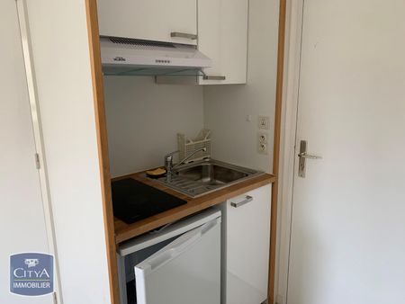 Location Appartement 1 pièce 19m² CHAMBERY 73000 - Photo 3