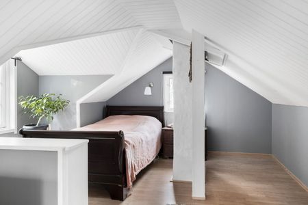 Mysig villa i vacker miljö i Gunnilse med stor tomt och två altaner! - Foto 2